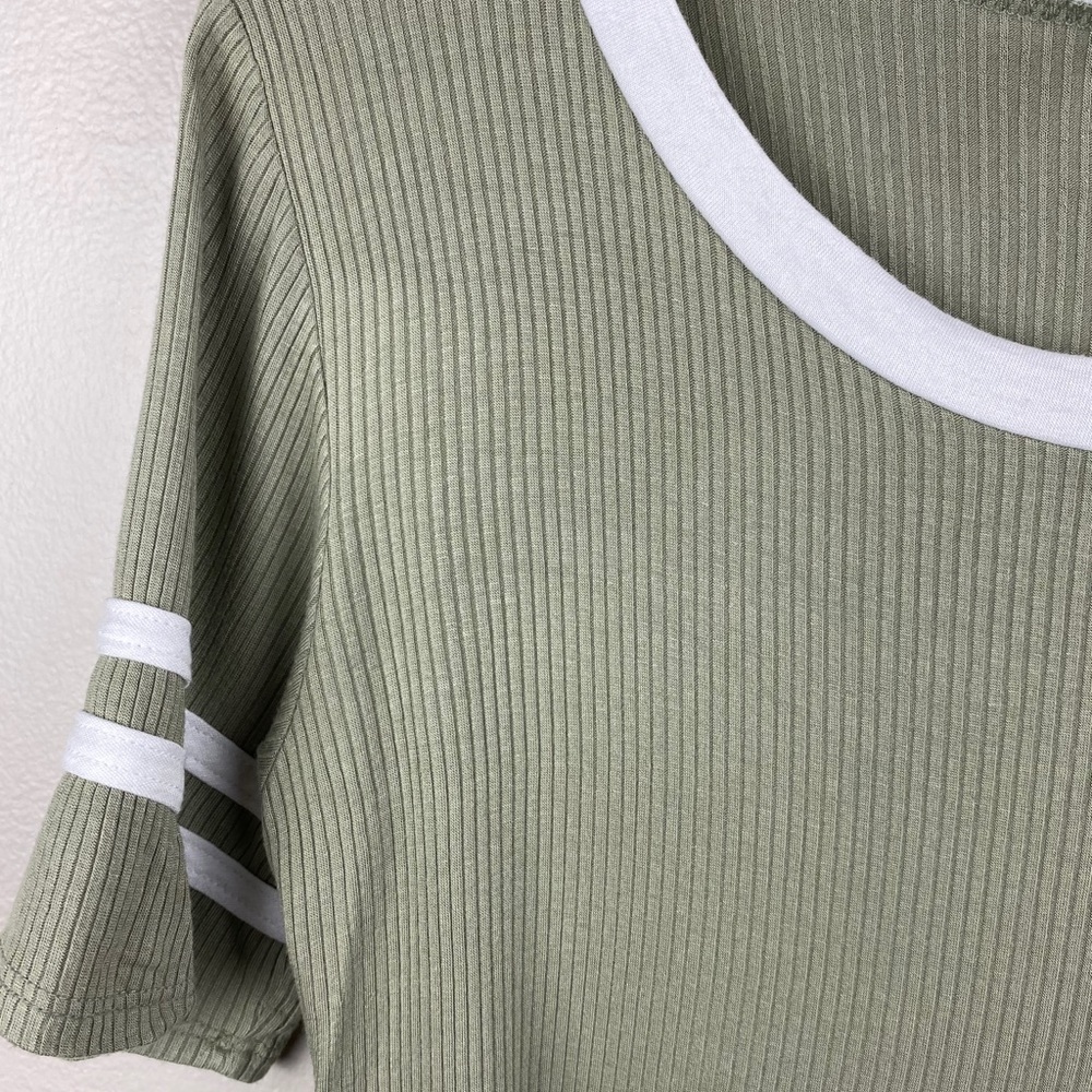 Atticute Baseball Tee - Picture 3 of 4